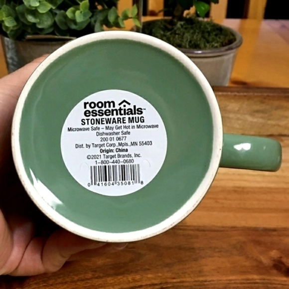 NEW Room Essentials Stoneware Mug "They / Them" Preferred Pronoun Pride LGBT - Picture 5 of 6